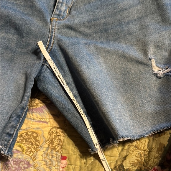 Universal Thread Distressed Light Blue Jean Shorts - Picture 3 of 5